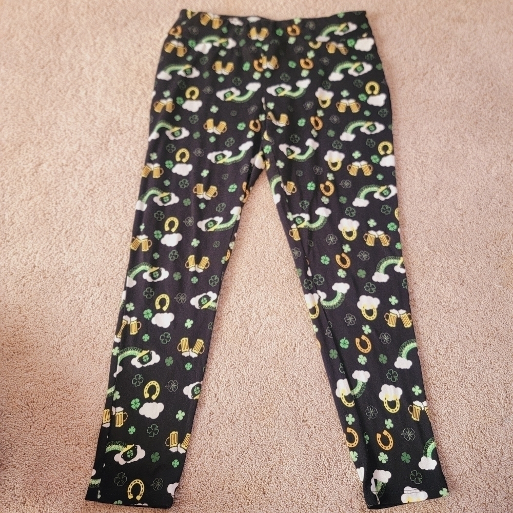 2/$20 Feeling Festive St. Paddy's Day Leggings L - Picture 3 of 10